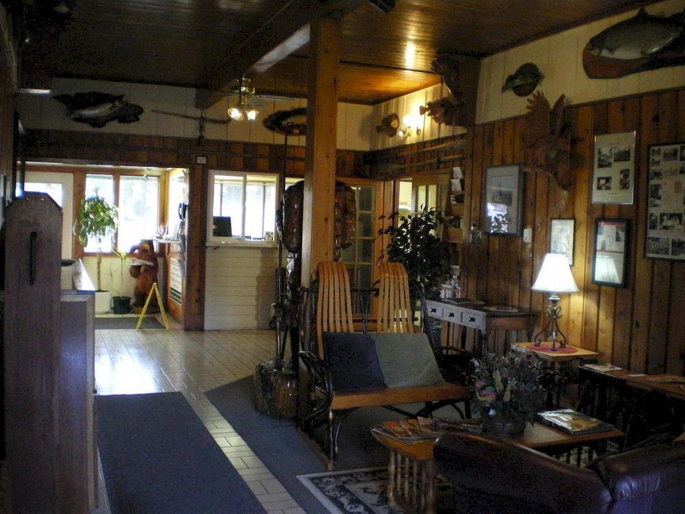 坎贝尔河河畔酒店 外观 照片